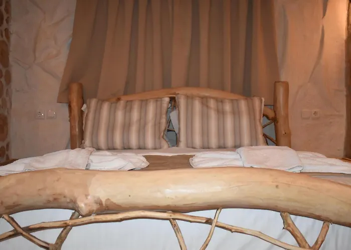 The Flintstones House Appartement