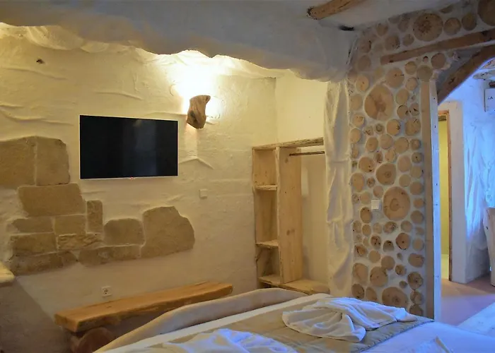 Apartament The Flintstones House
