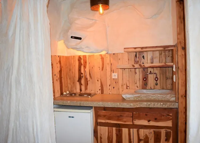 Apartament The Flintstones House
